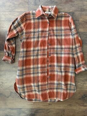 ADORA Rust and Cream Plaid Long-Sleeve Button-Down Shirt